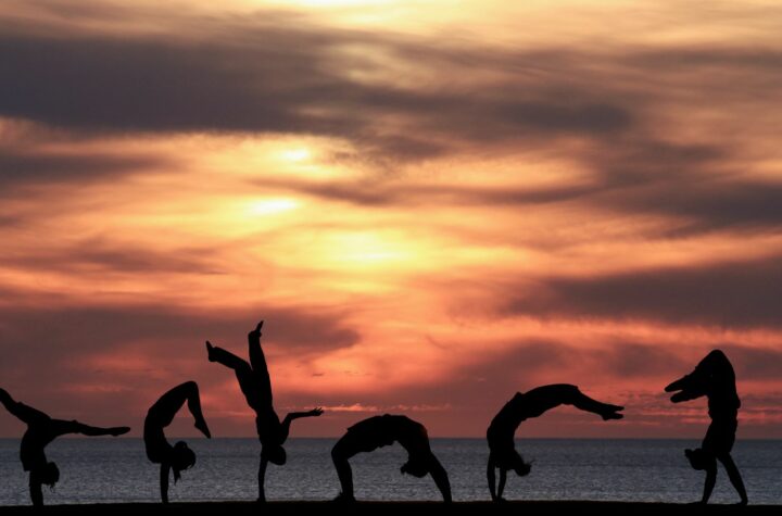 How to Master The Flawless Guling Lenting in Gymnastics: Jelaskan Cara Melakukan Gerakan Guling Lenting