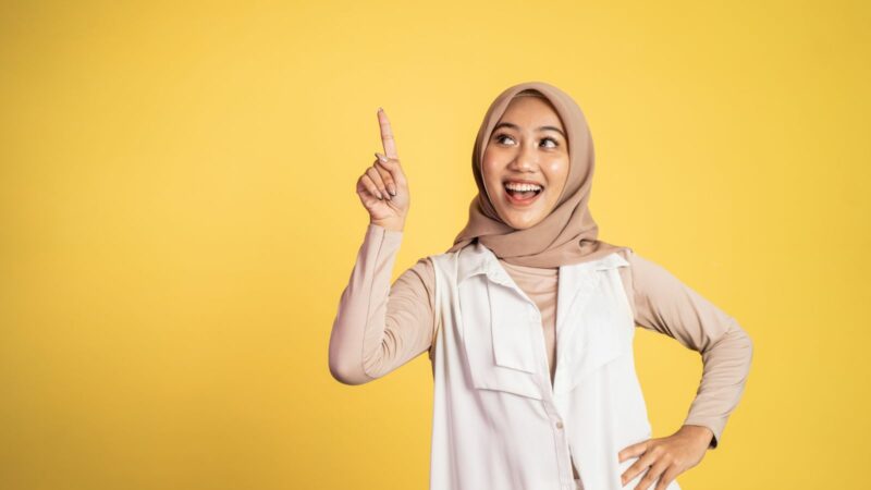 wanita cantik berhijab wallpaper