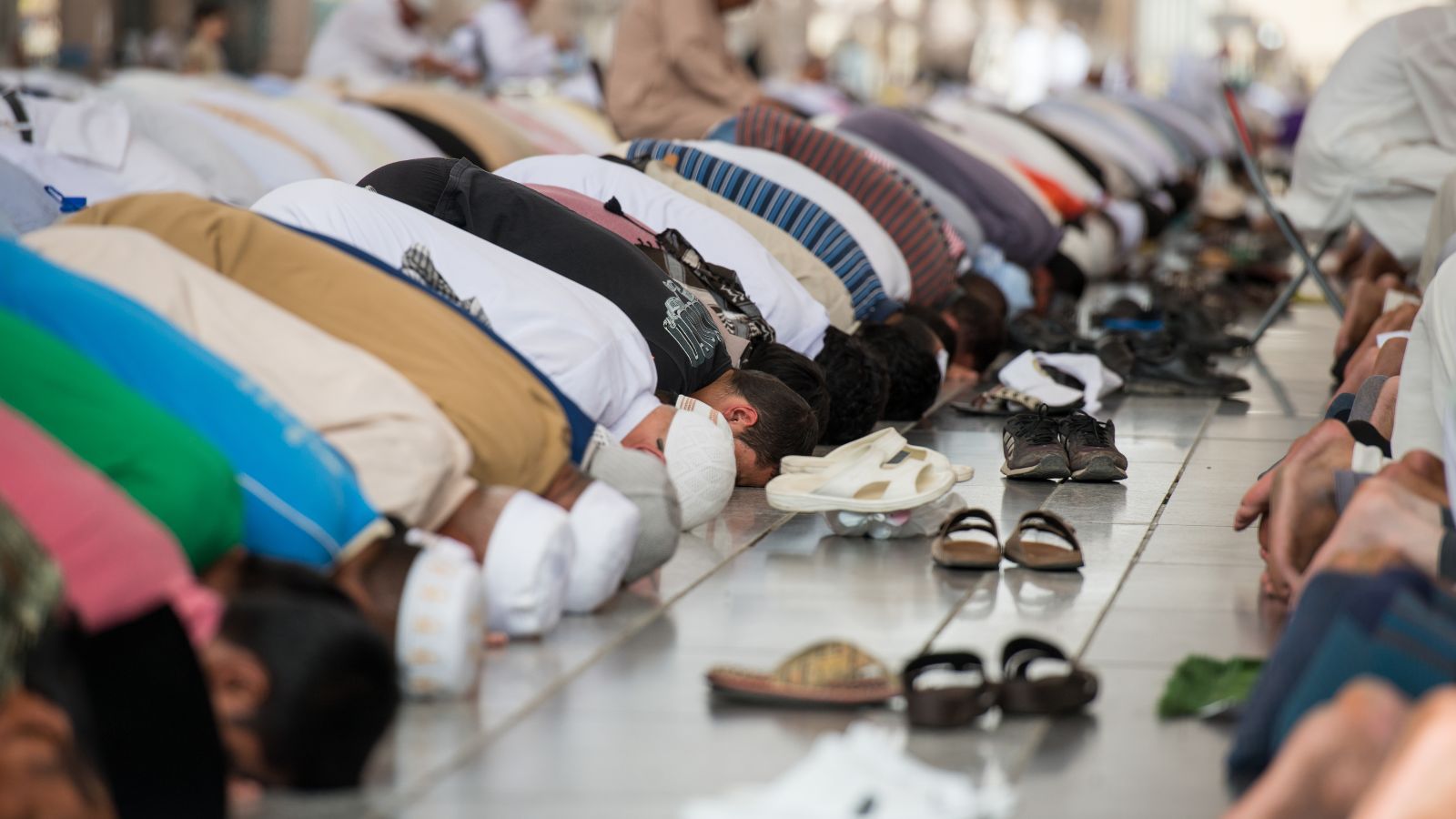 adzan maghrib jakarta timur