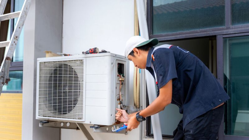 How Field Service Management Streamlines Mobile Home Maintenance