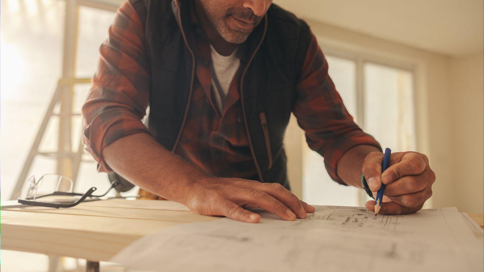 mobile home summer prep, making mobile home summer ready, mobile home maintenance tips, prepare mobile home for summer, mobile home seasonal upgrade, mobile home cooling solutions, mobile home exterior upgrade, summer readiness mobile homes, mobile home climate control, mobile home repair tips