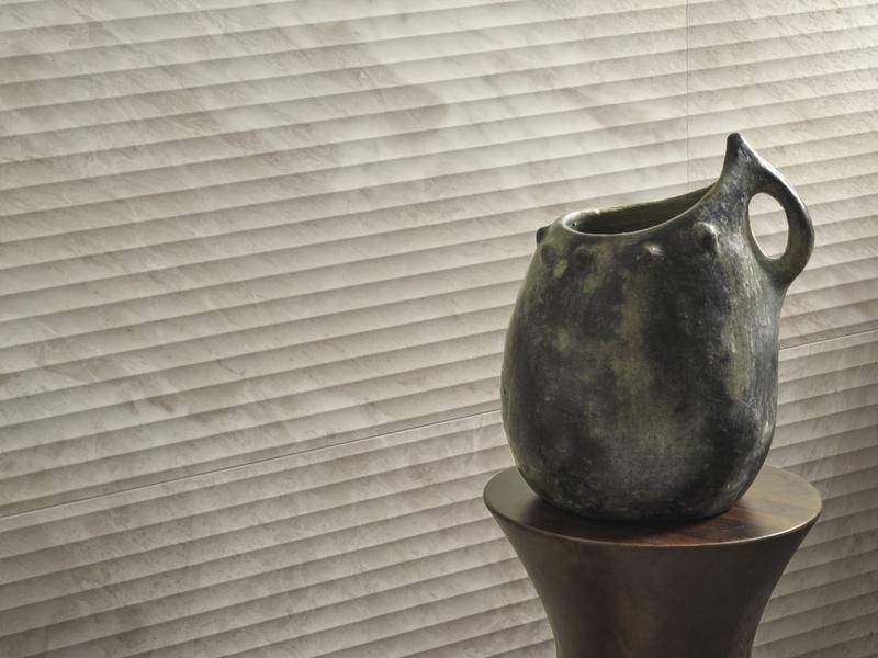 Bathroom tiles design ideas: redefining contemporary spaces with porcelain stoneware