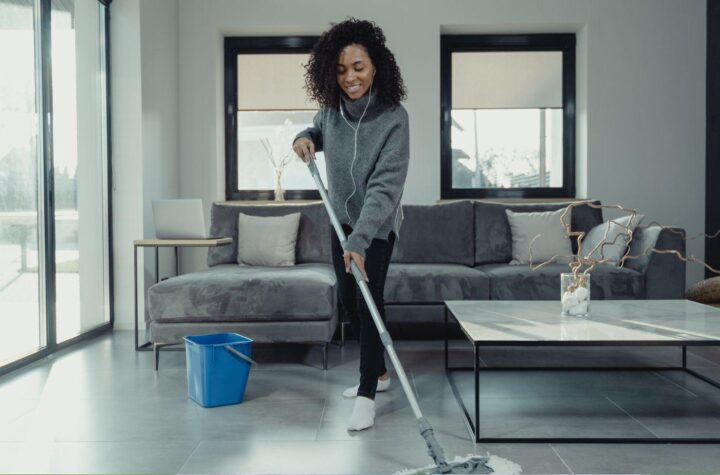 The Ultimate Curb Appeal Playbook: Choosing the Right Cleaning Methods for Every
Home Style